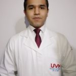 Químico de la UVM, investiga novedoso tratamiento para la Enfermedad de Crohn